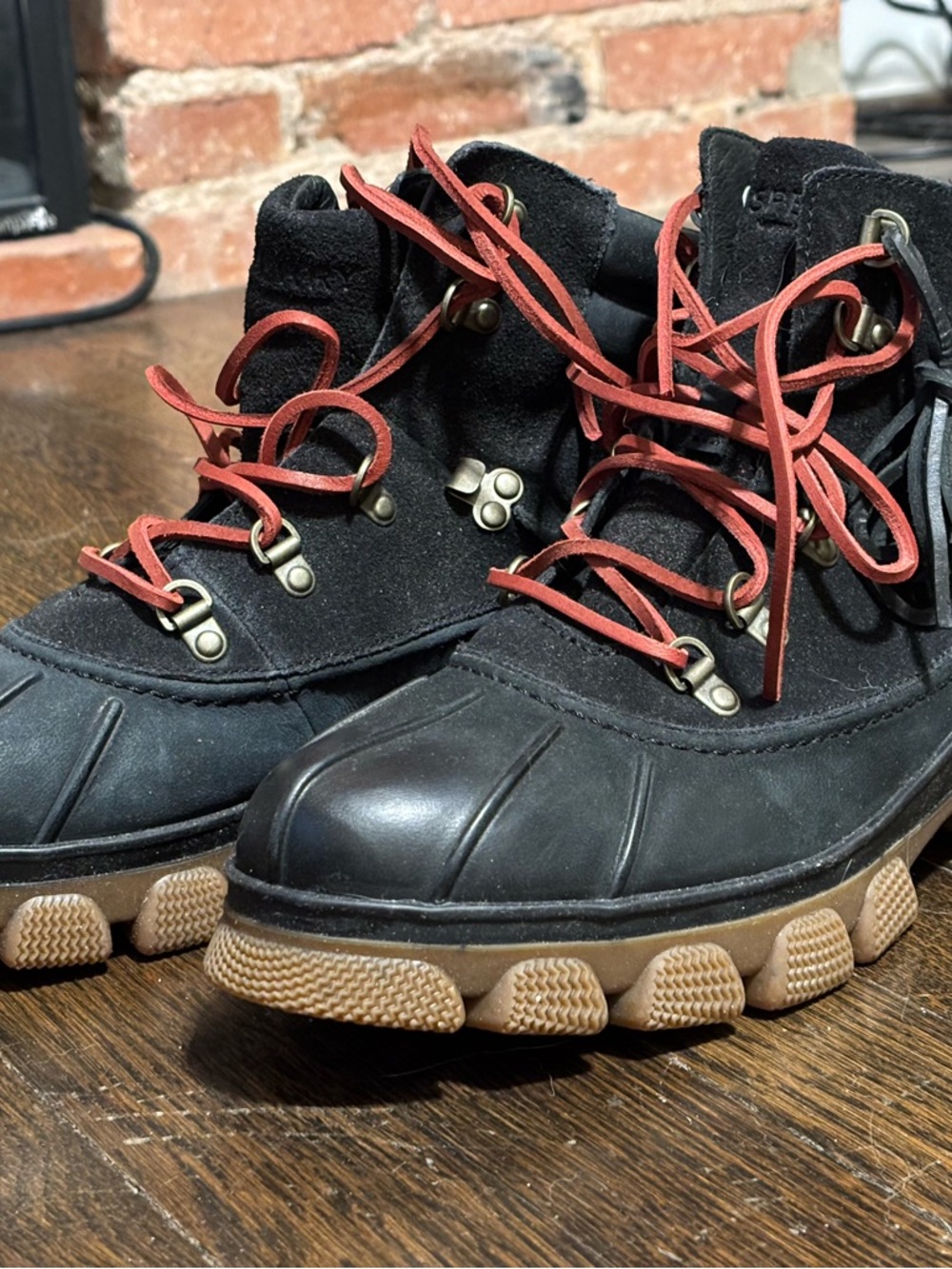 Sperry Boots | The Summit Duck Boots Black with Red Laces